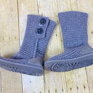 UGG Cozy Gray Knit Button Boots for Kids Size 1